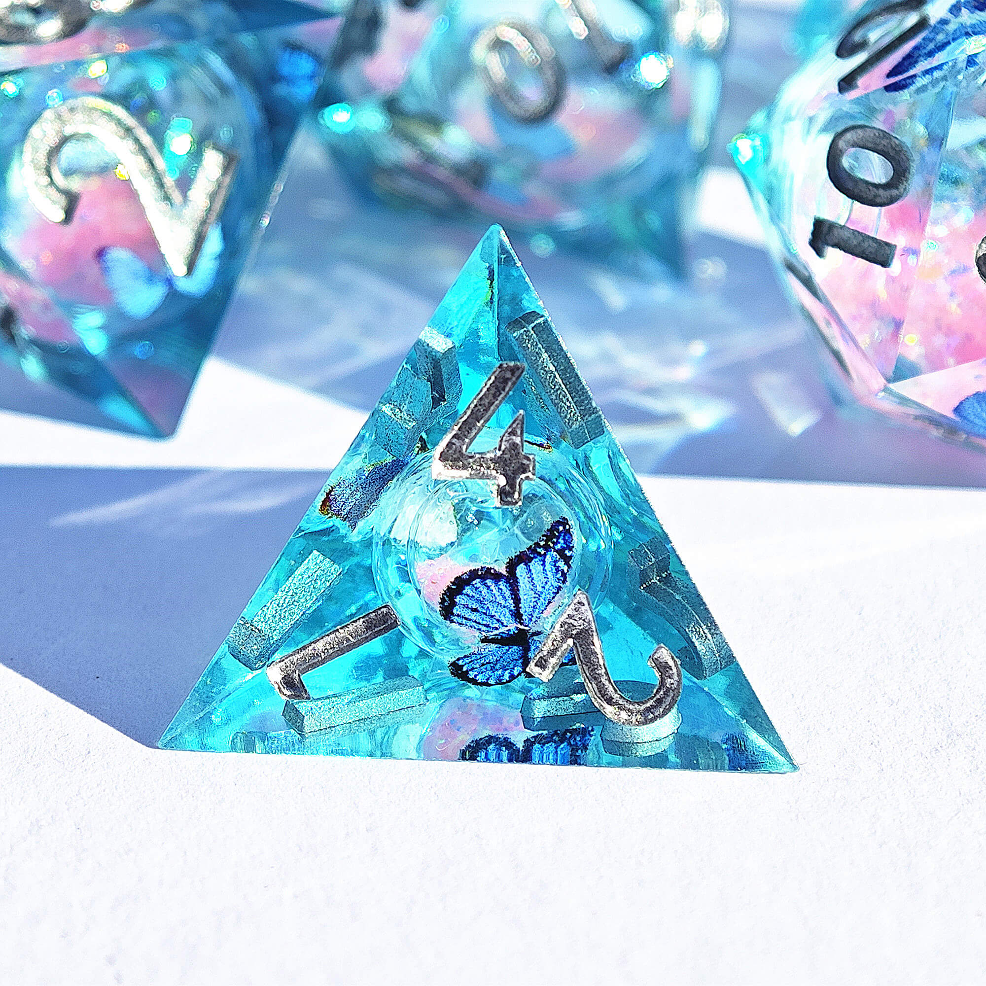 Thumb 4